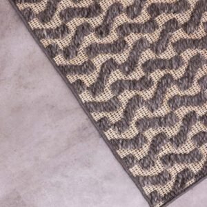 Heavy wool weaves