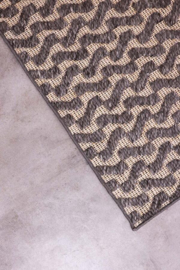 Heavy wool weaves